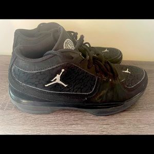 Black Jordan’s Unisex (men size 11; women size 12-12.5) sneakers shoes